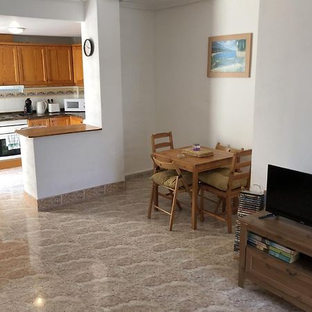 Torrevieja, La Torreta Ground Floor Apartment With Large Private Patio Garden Bagian luar foto