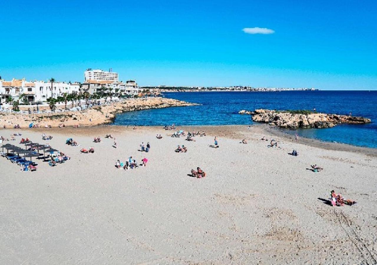 Torrevieja, La Torreta Ground Floor Apartment With Large Private Patio Garden Bagian luar foto
